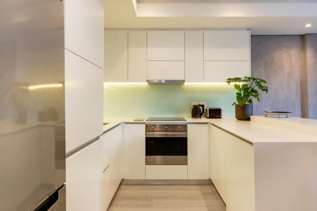 35 On Main By Stay In Luxury Cape Town Bagian luar foto